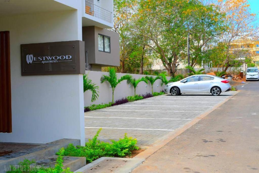 Modern And Cosy Condo: Westwood Apartments Flic-en-Flacq Buitenkant foto