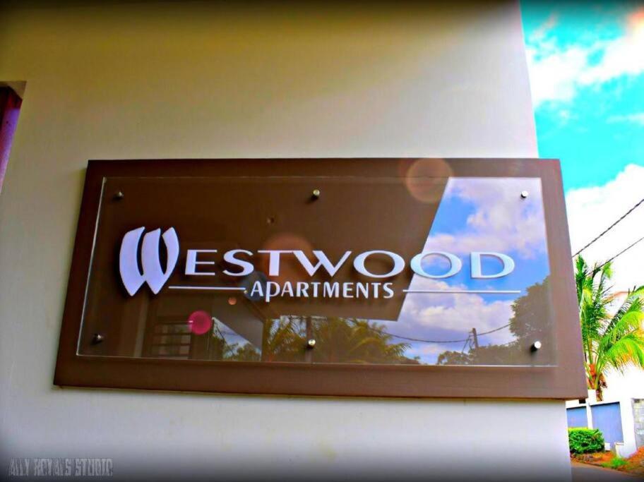 Modern And Cosy Condo: Westwood Apartments Flic-en-Flacq Buitenkant foto